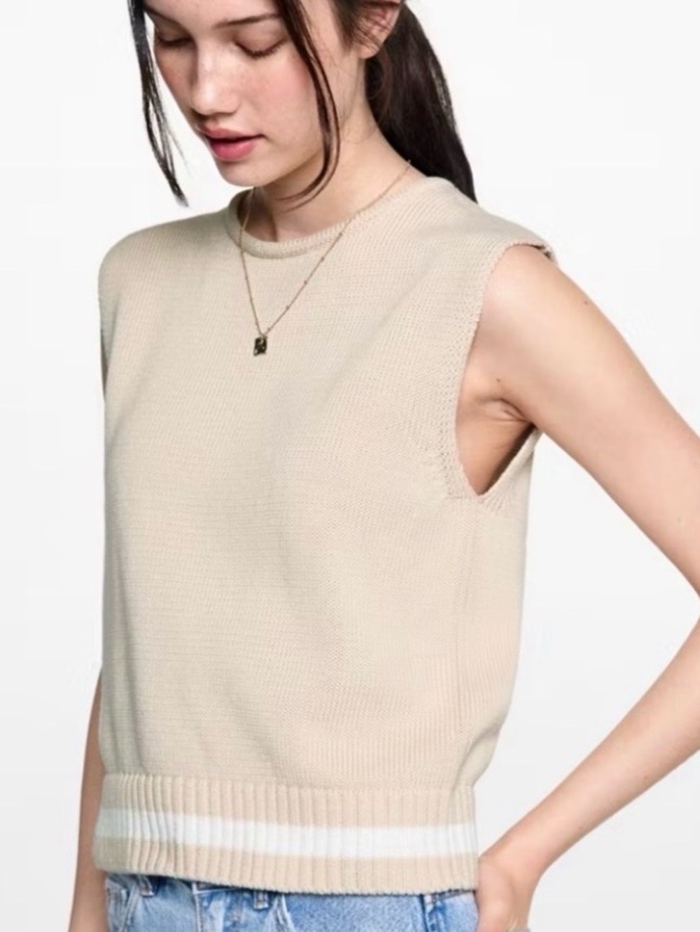 MNG Mango Cream Striped Hem Sweater Vest Euro Size M (Fits US XS/S)